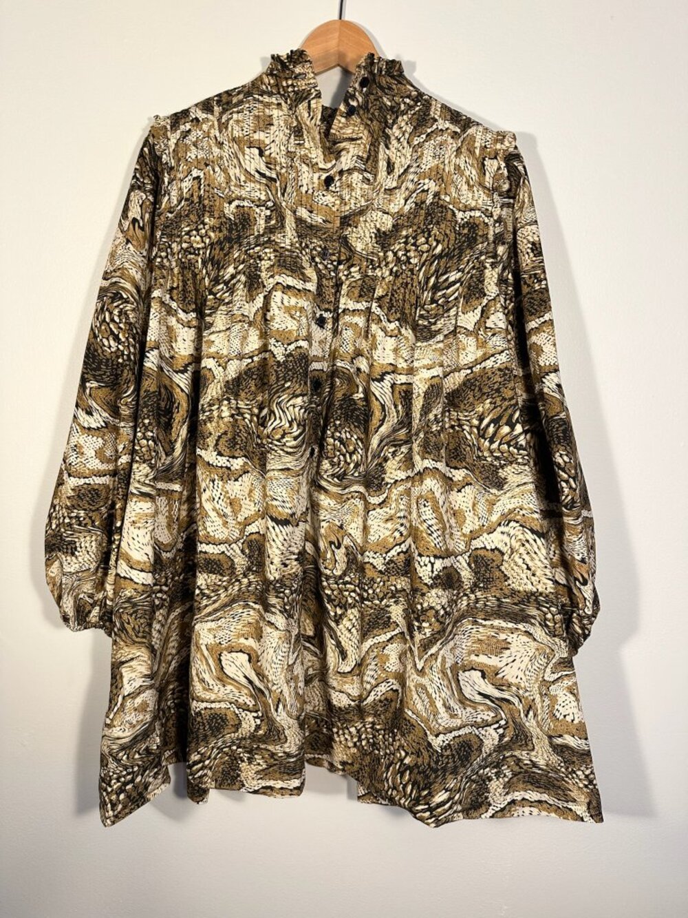GANNI Brown Animal Print Ruffle Blouse Sz 38